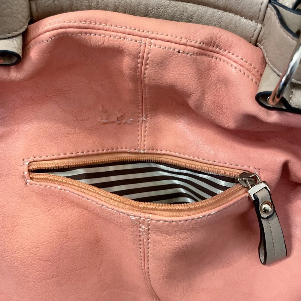 Vegan Leather | Slouchy Colorblock Tote Bag with Top Handle & Crossbody Strap - Picture 4 of 9